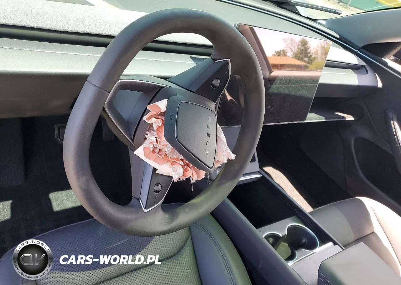 2024 Tesla Model 3 VIN:5YJ3E1EB5RF834178 - 8