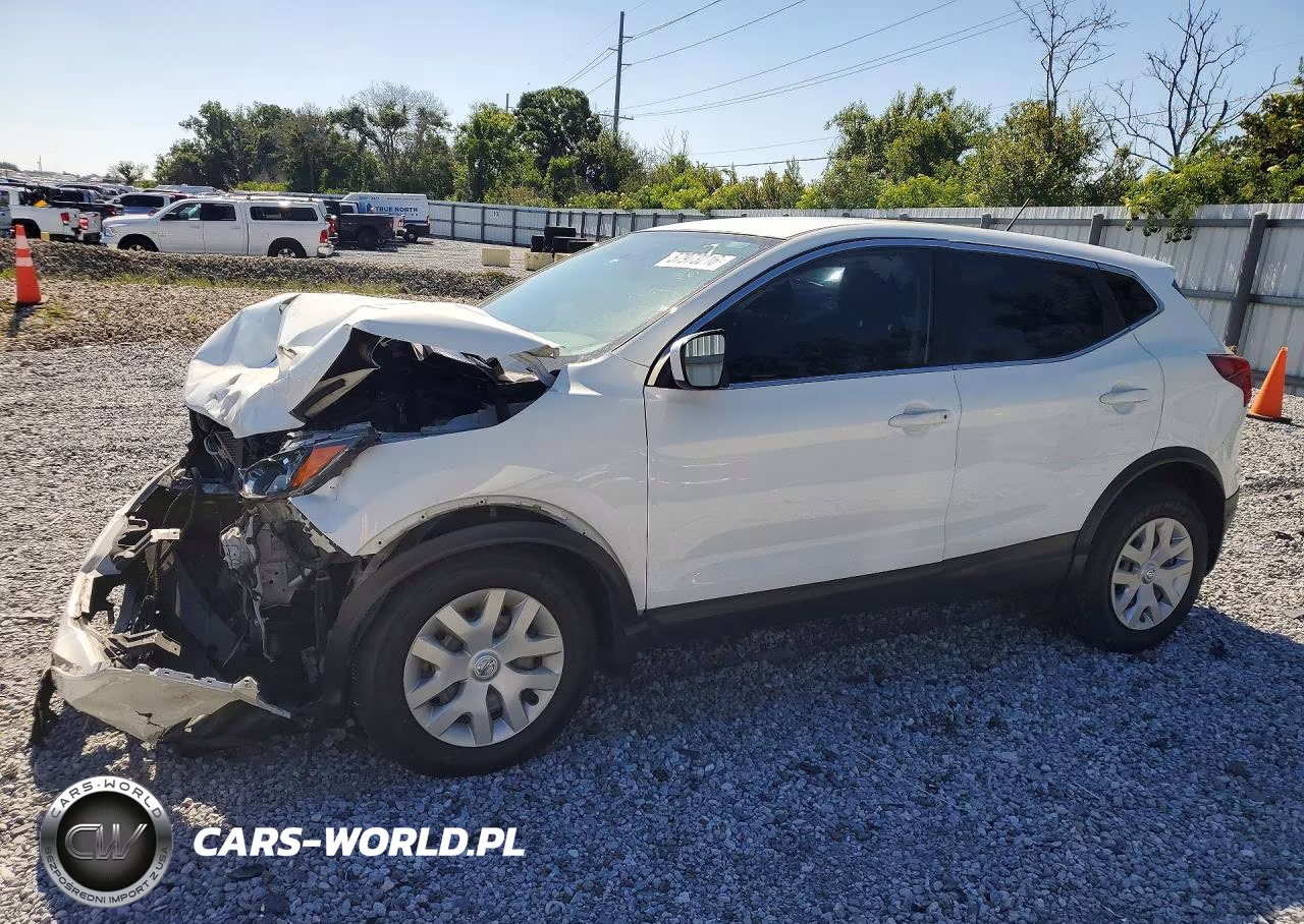 2018 Nissan Rogue Sport S