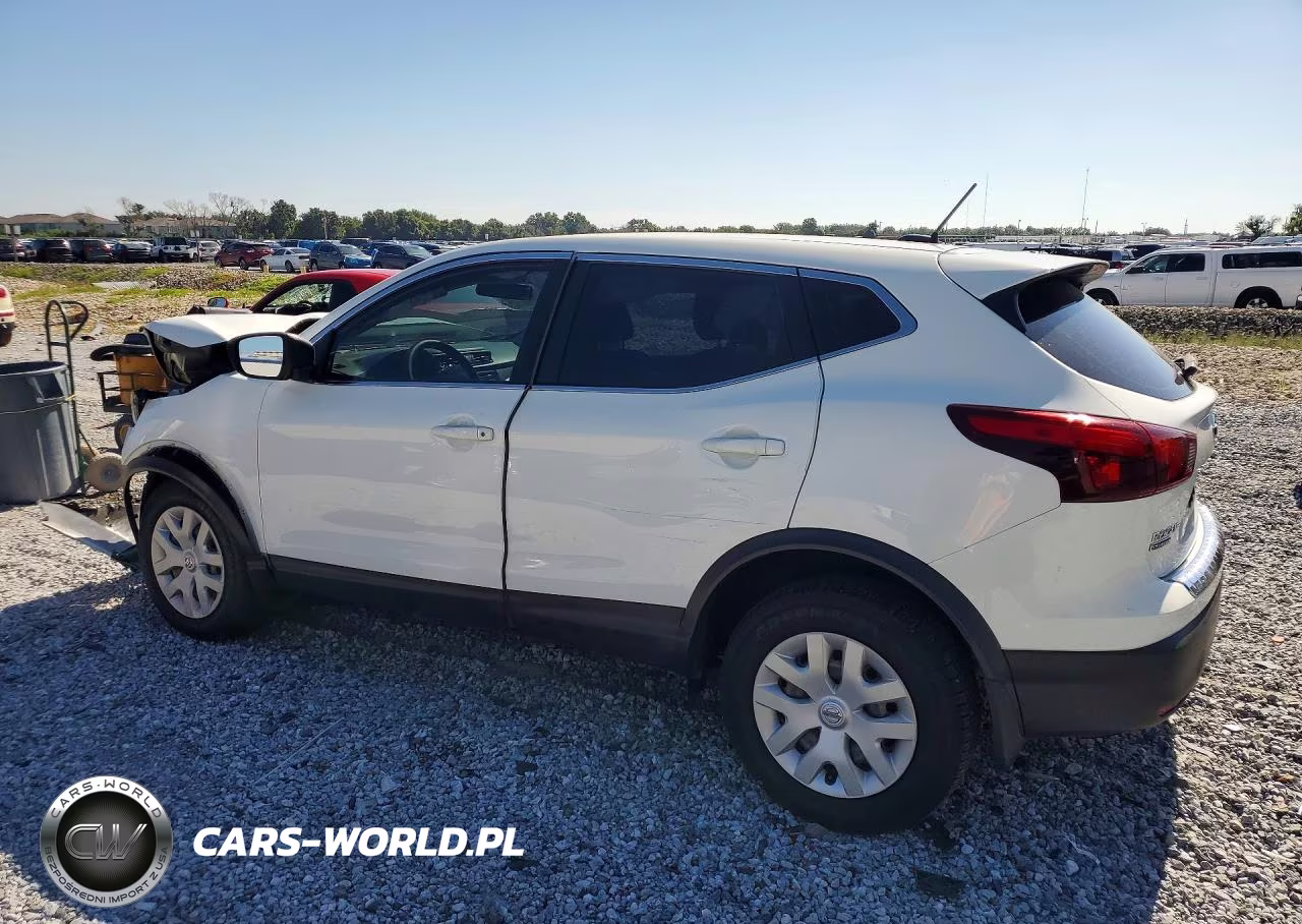 2018 Nissan Rogue Sport S VIN:JN1BJ1CP5JW105929 - 2