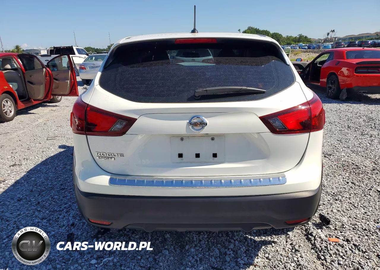 2018 Nissan Rogue Sport S VIN:JN1BJ1CP5JW105929 - 6