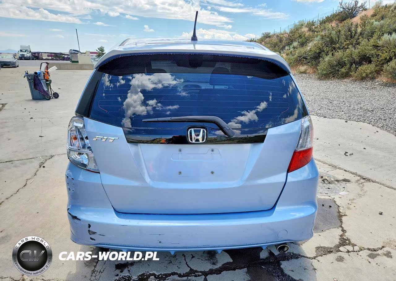 2010 Honda Fit Sport VIN:JHMGE8H46AC006776 - 6