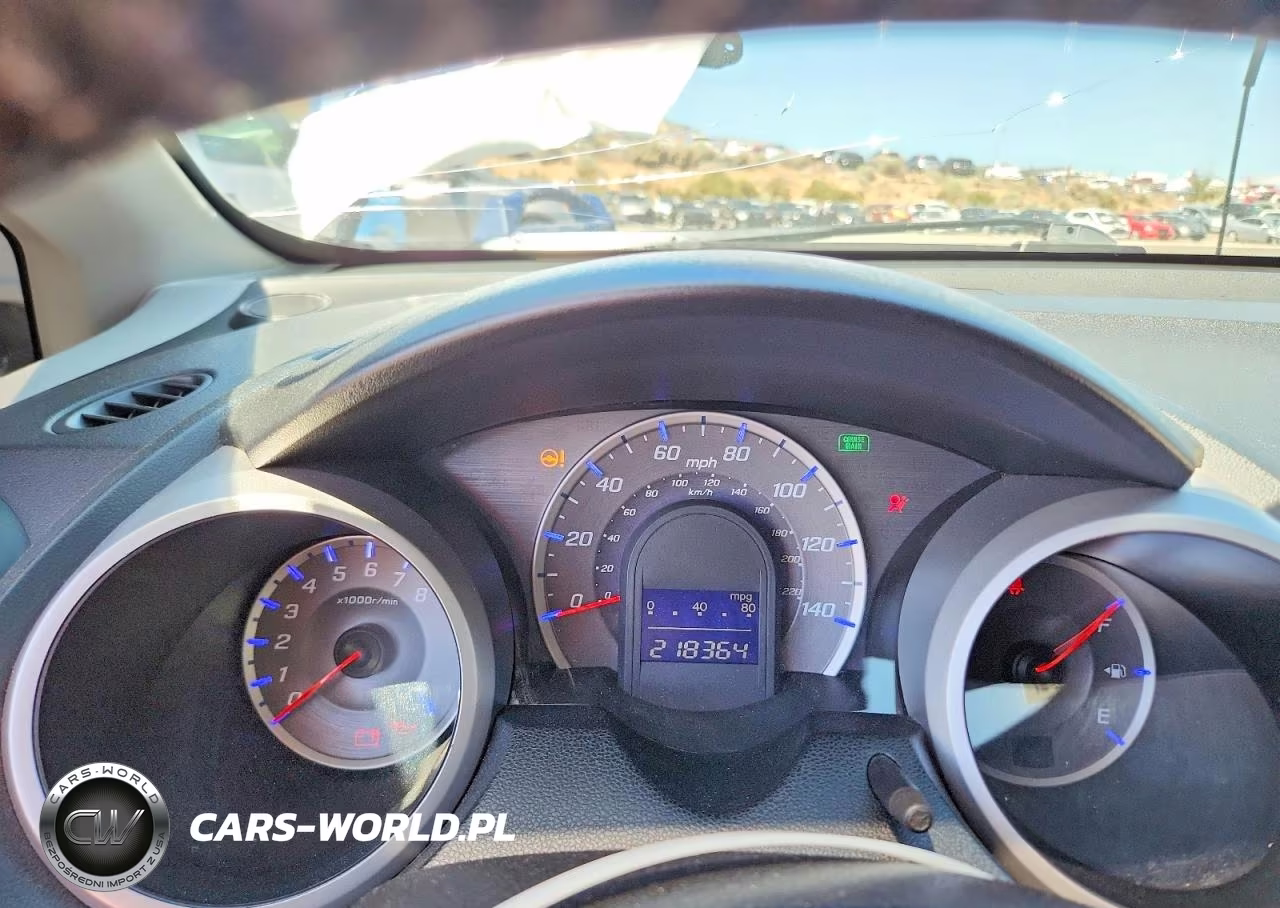 2010 Honda Fit Sport VIN:JHMGE8H46AC006776 - 9