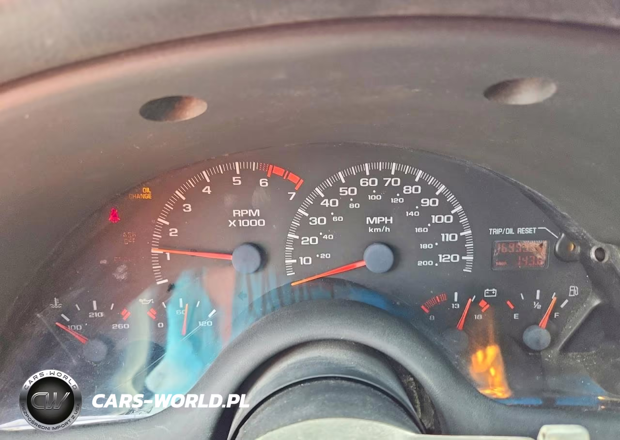 2001 Chevrolet Camaro VIN:2G1FP32K212127069 - 9