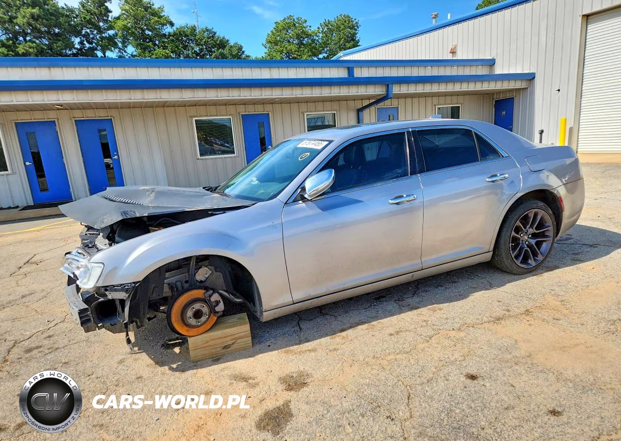 2017 Chrysler 300C
