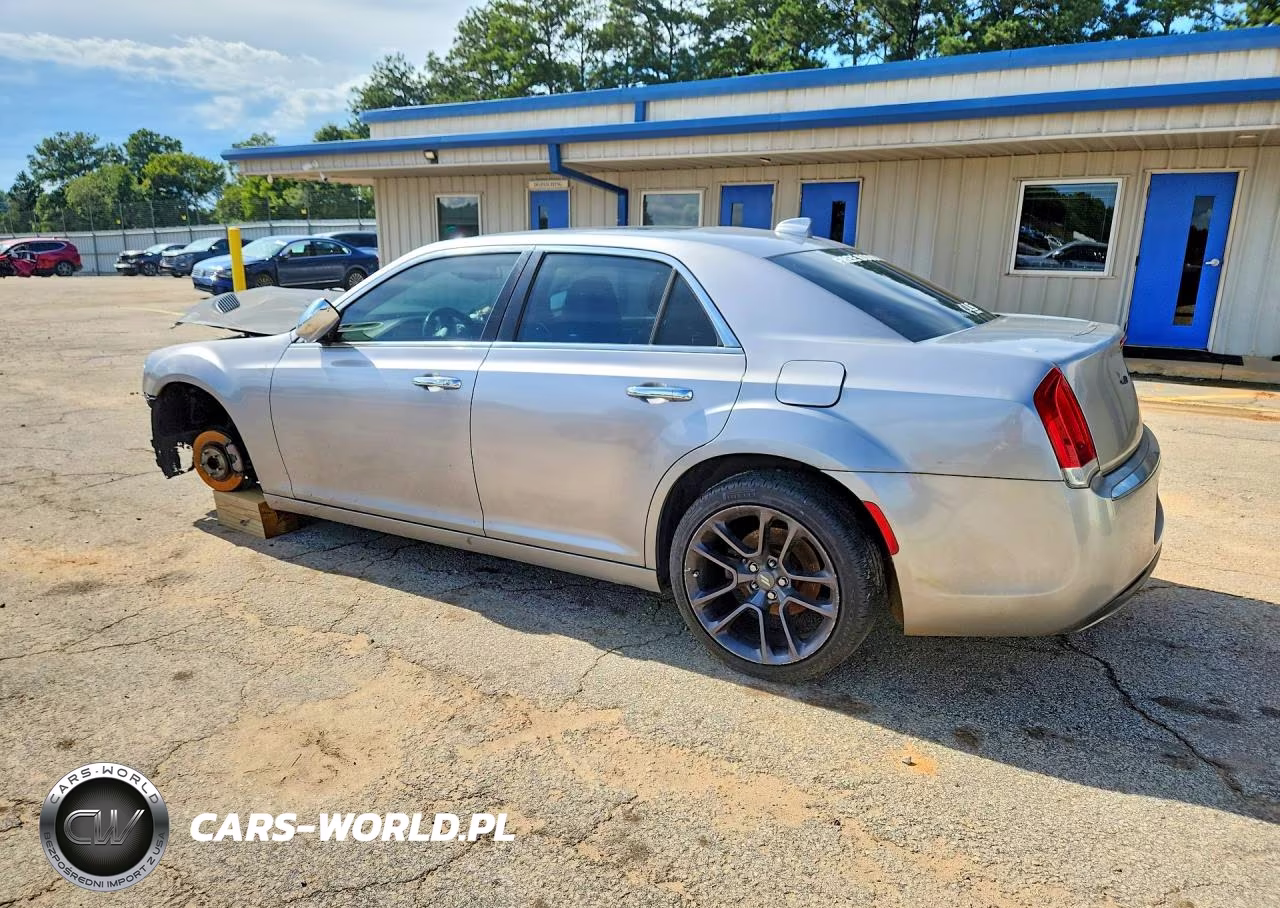 2017 Chrysler 300C VIN:2C3CCAEG9HH610085 - 2