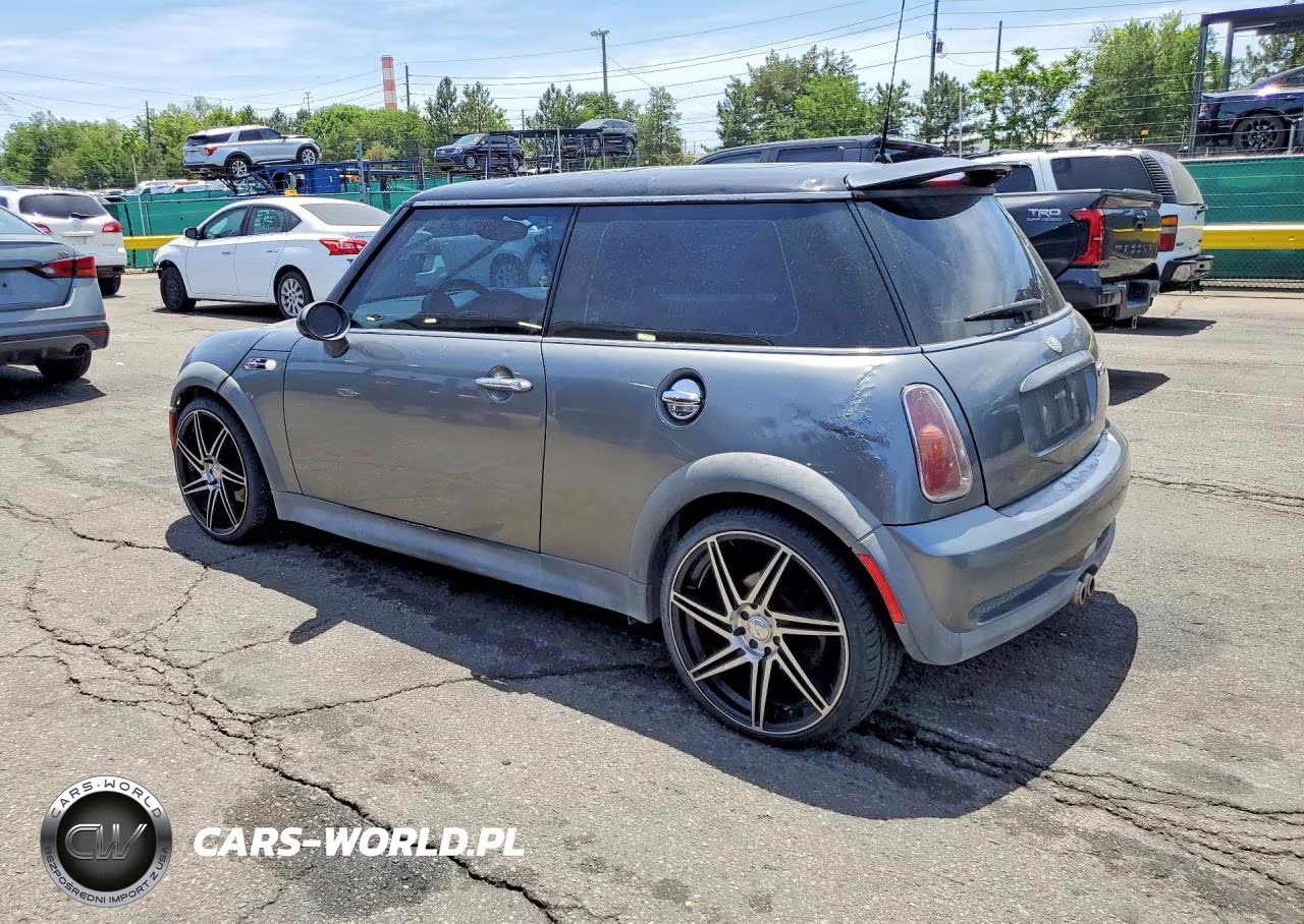 2002 Mini Cooper S VIN:WMWRE33482TD56884 - 2