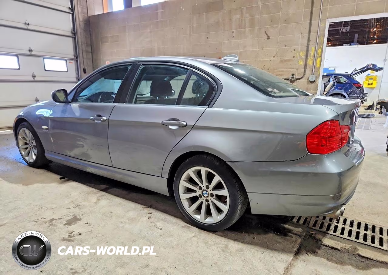 2009 BMW 328 Xi VIN:WBAPK73509A450745 - 2