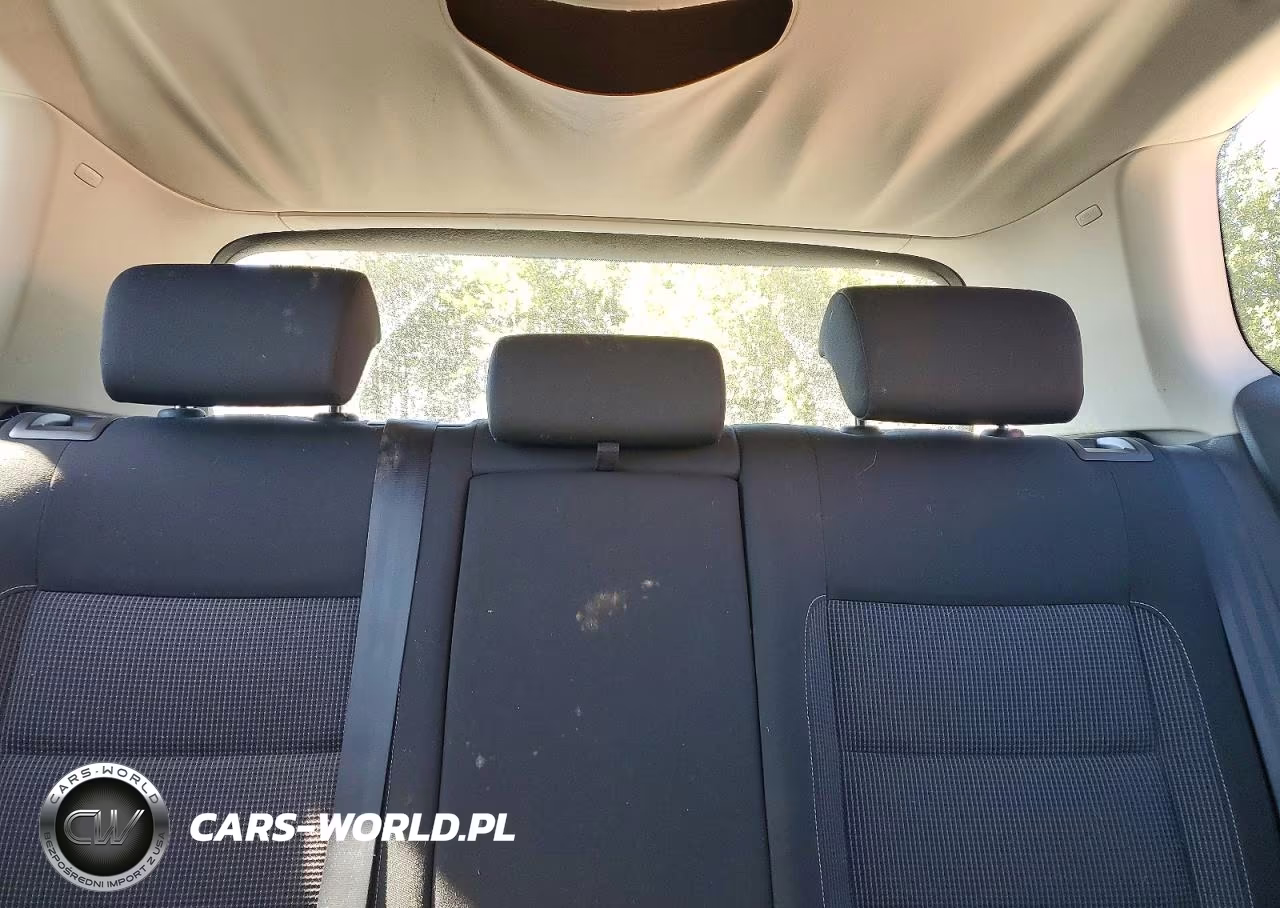 2010 Volkswagen Golf VIN:WVWBB7AJ0AW126313 - 10