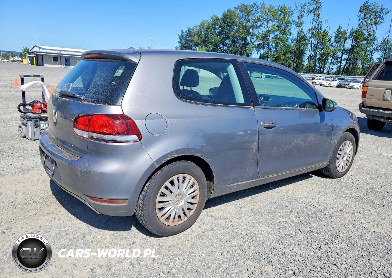 2010 Volkswagen Golf VIN:WVWBB7AJ0AW126313 - 3