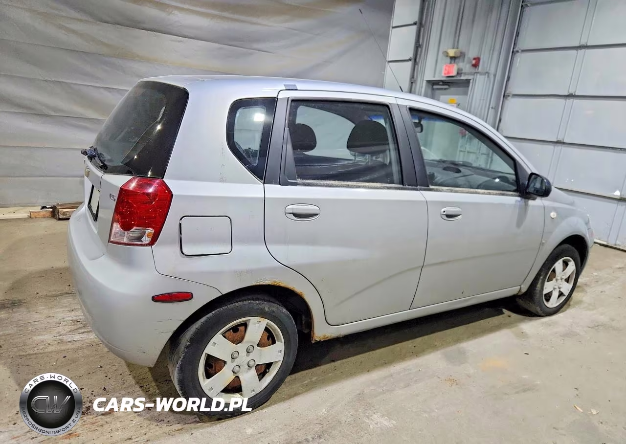 2007 Chevrolet Aveo Base VIN:KL1TD66677B727139 - 3