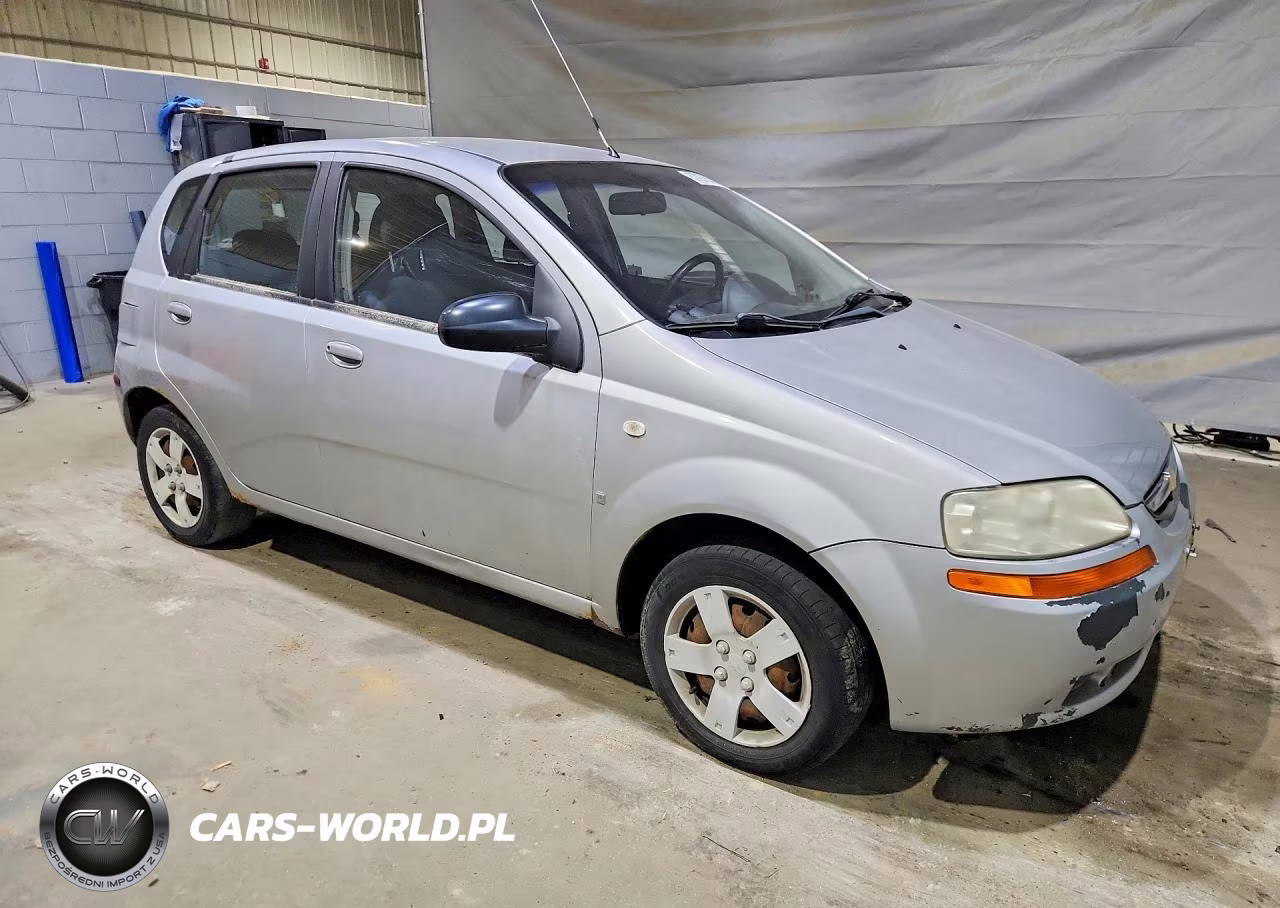2007 Chevrolet Aveo Base VIN:KL1TD66677B727139 - 4
