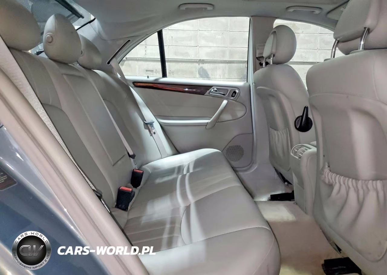 2005 Mercedes-Benz C240 Sport VIN:WDBRF61J35A652837 - 10