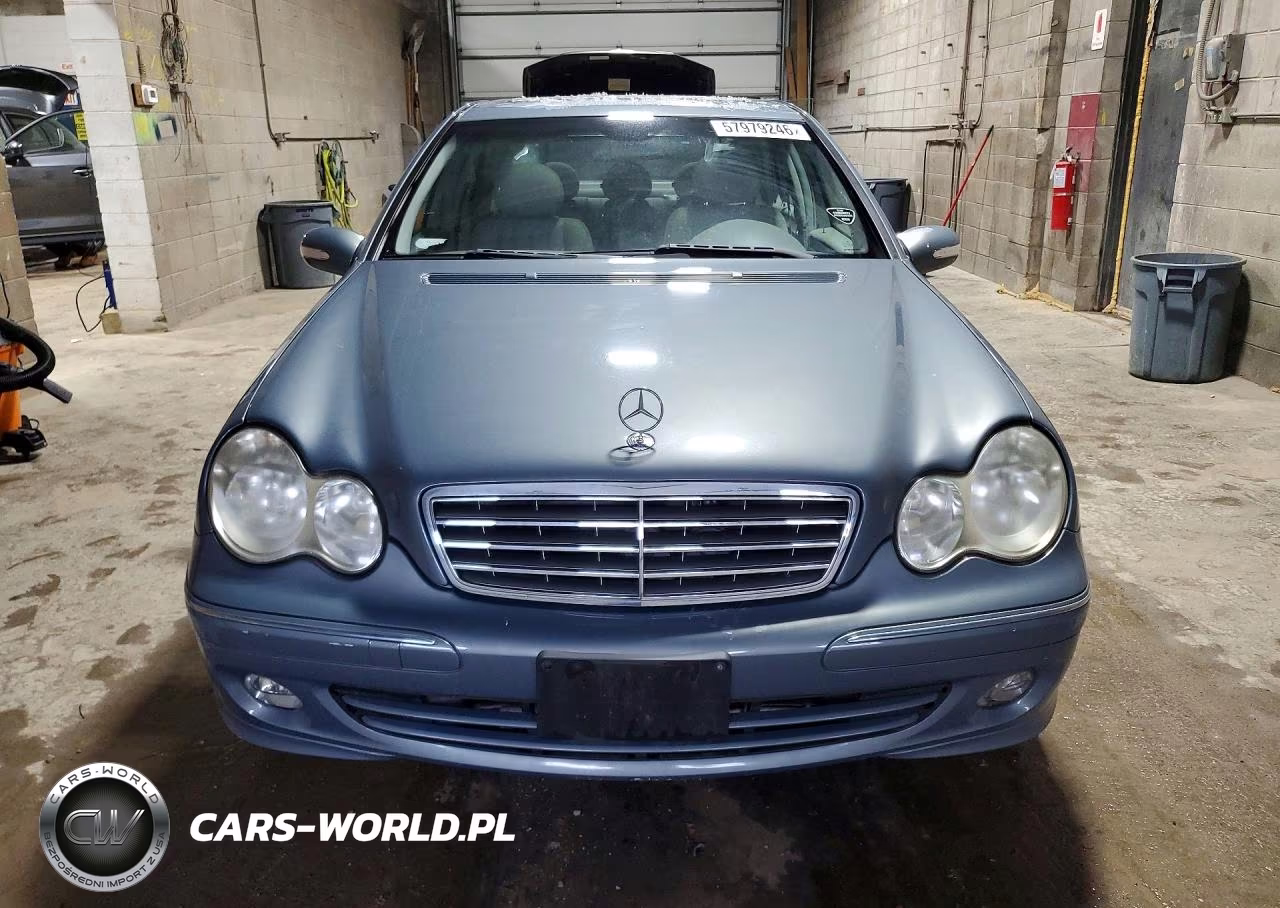 2005 Mercedes-Benz C240 Sport VIN:WDBRF61J35A652837 - 5