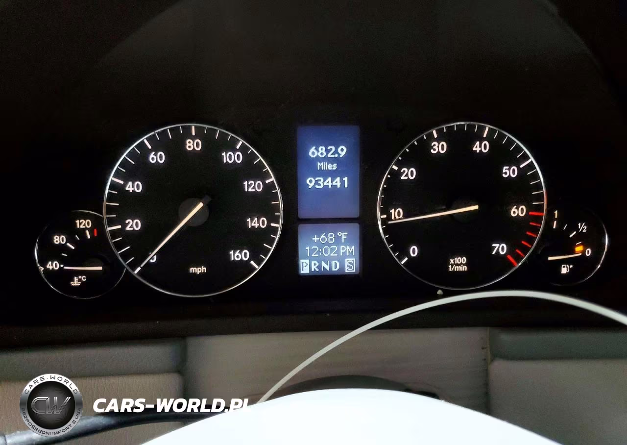 2005 Mercedes-Benz C240 Sport VIN:WDBRF61J35A652837 - 9