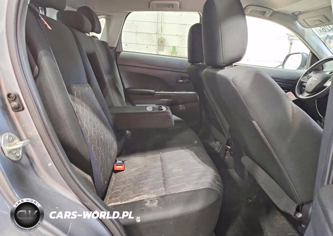 2021 Mitsubishi Outlander Sport Es VIN:JA4ARUAU8MU034635 - 11
