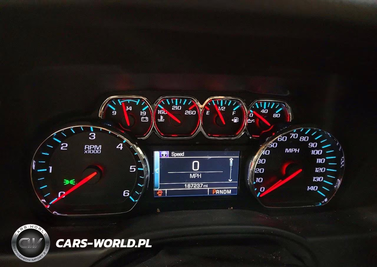 2015 Chevrolet Tahoe K1500 Lt VIN:1GNSKBKC1FR118379 - 9