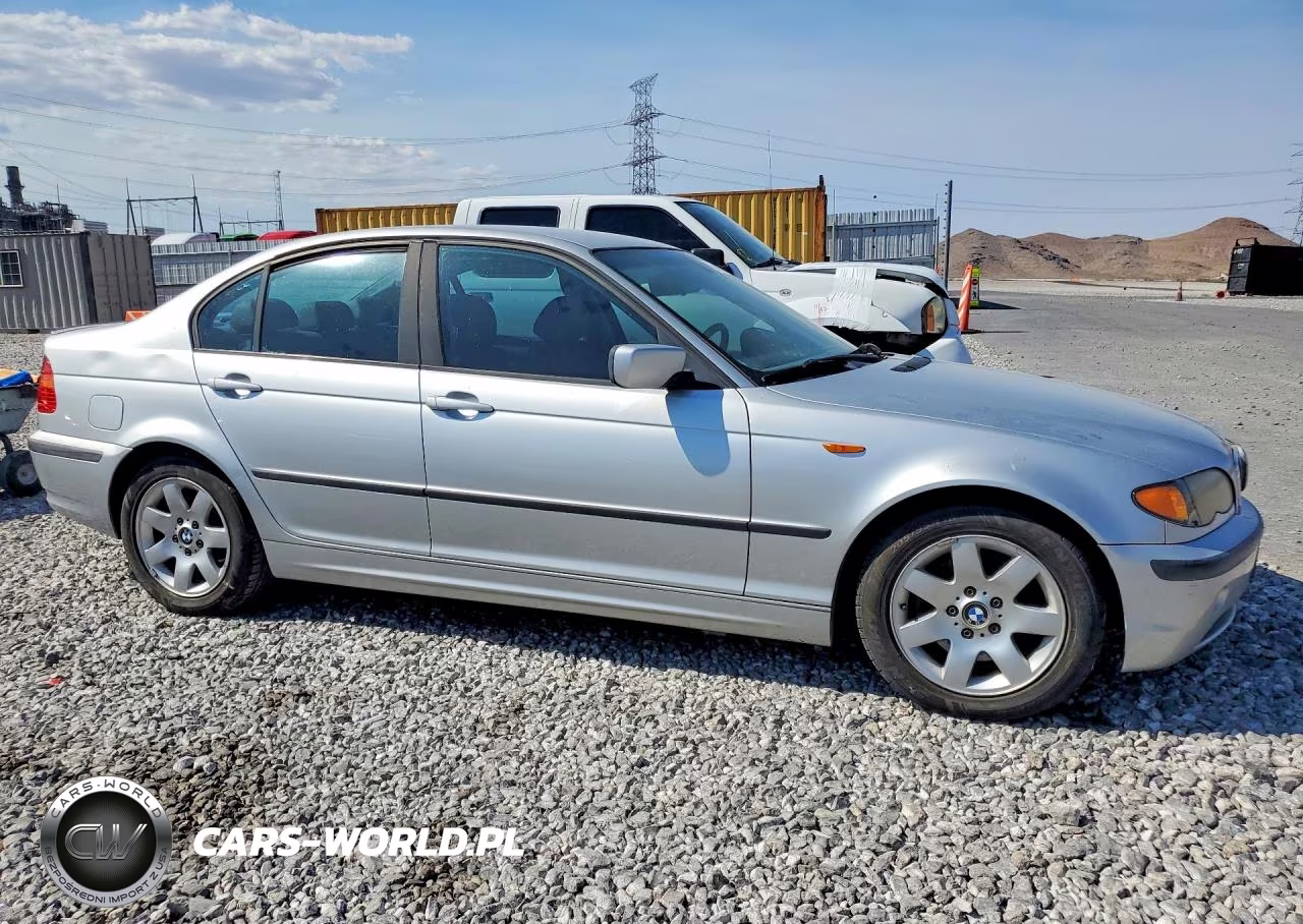 2004 BMW 325 I VIN:WBAEV33404KR32424 - 4