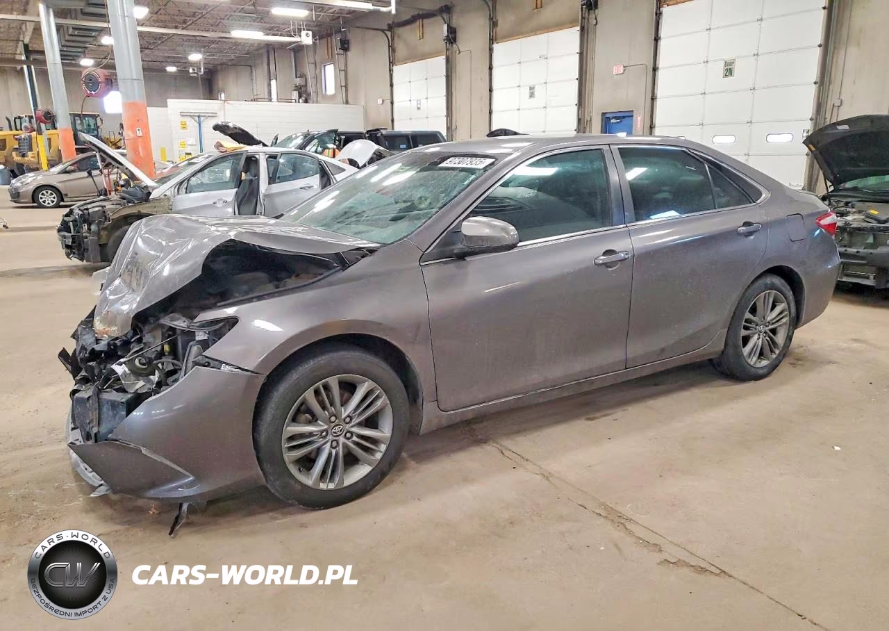 2016 Toyota Camry Le