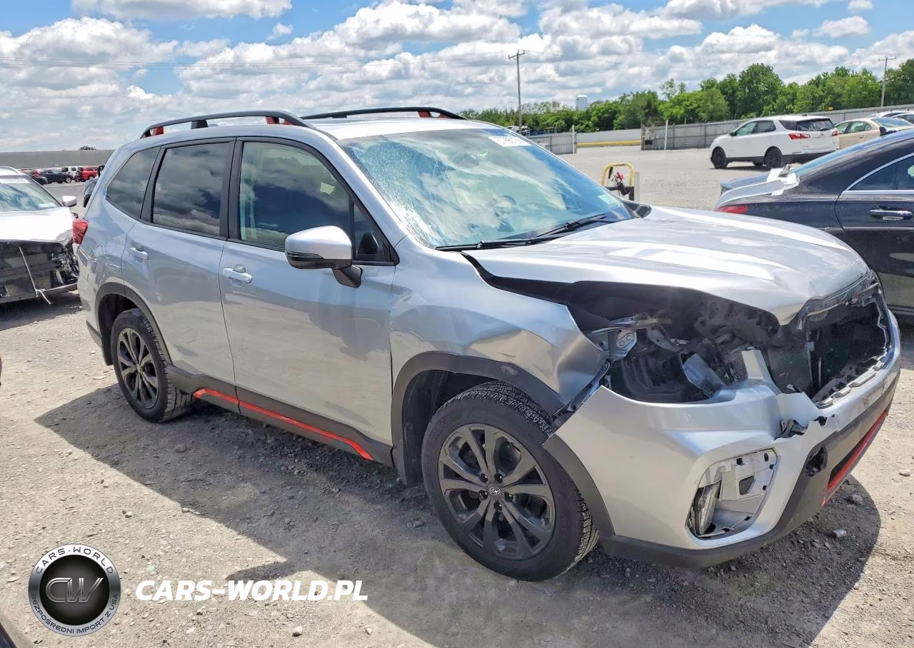 2019 Subaru Forester Sport VIN:JF2SKAJC0KH418131 - 4