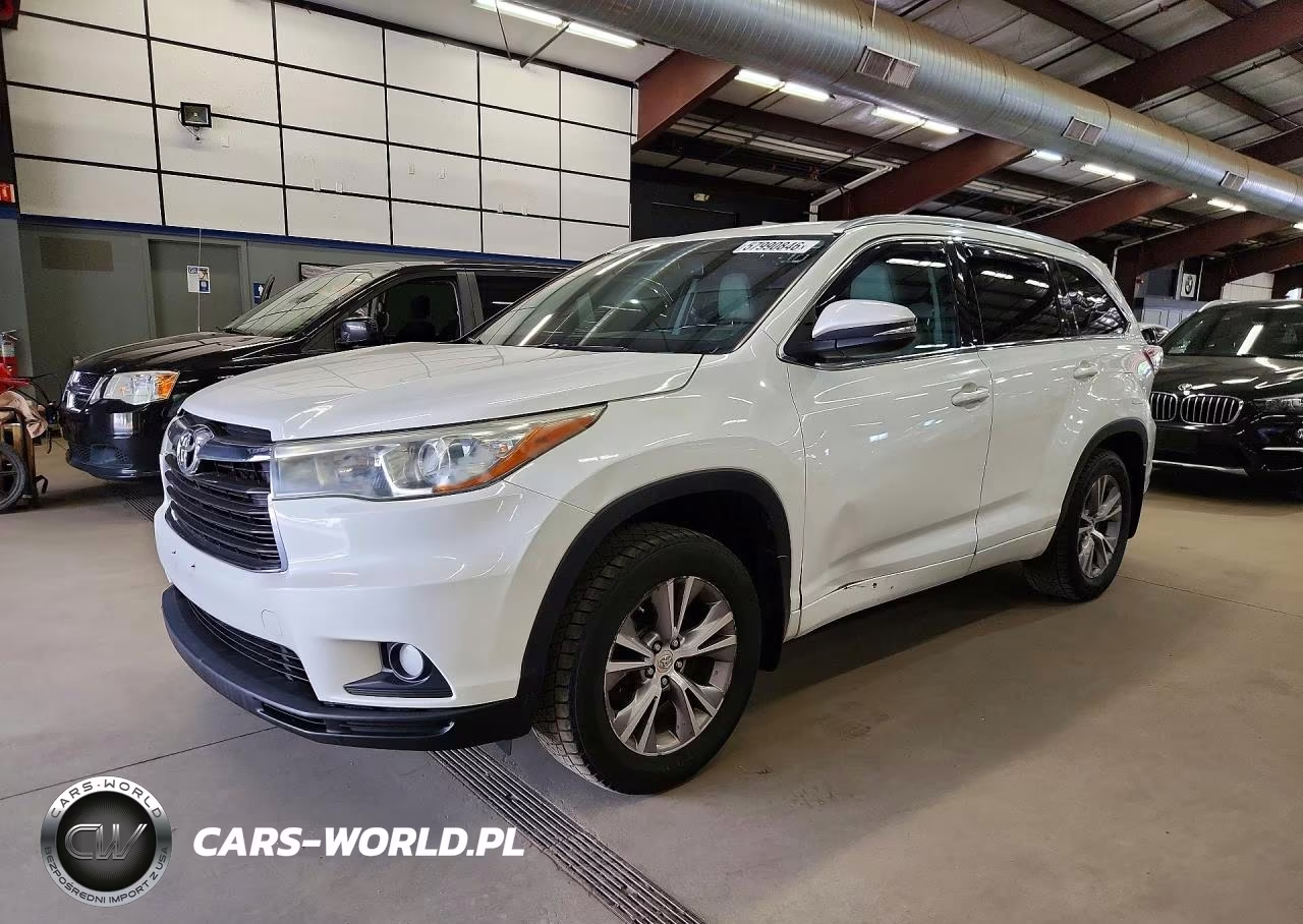 2015 Toyota Highlander Xle – zdjęcie 1 z 13
