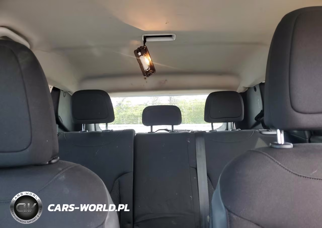 2018 Jeep Renegade Latitude VIN:ZACCJBBB0JPH12105 - 10