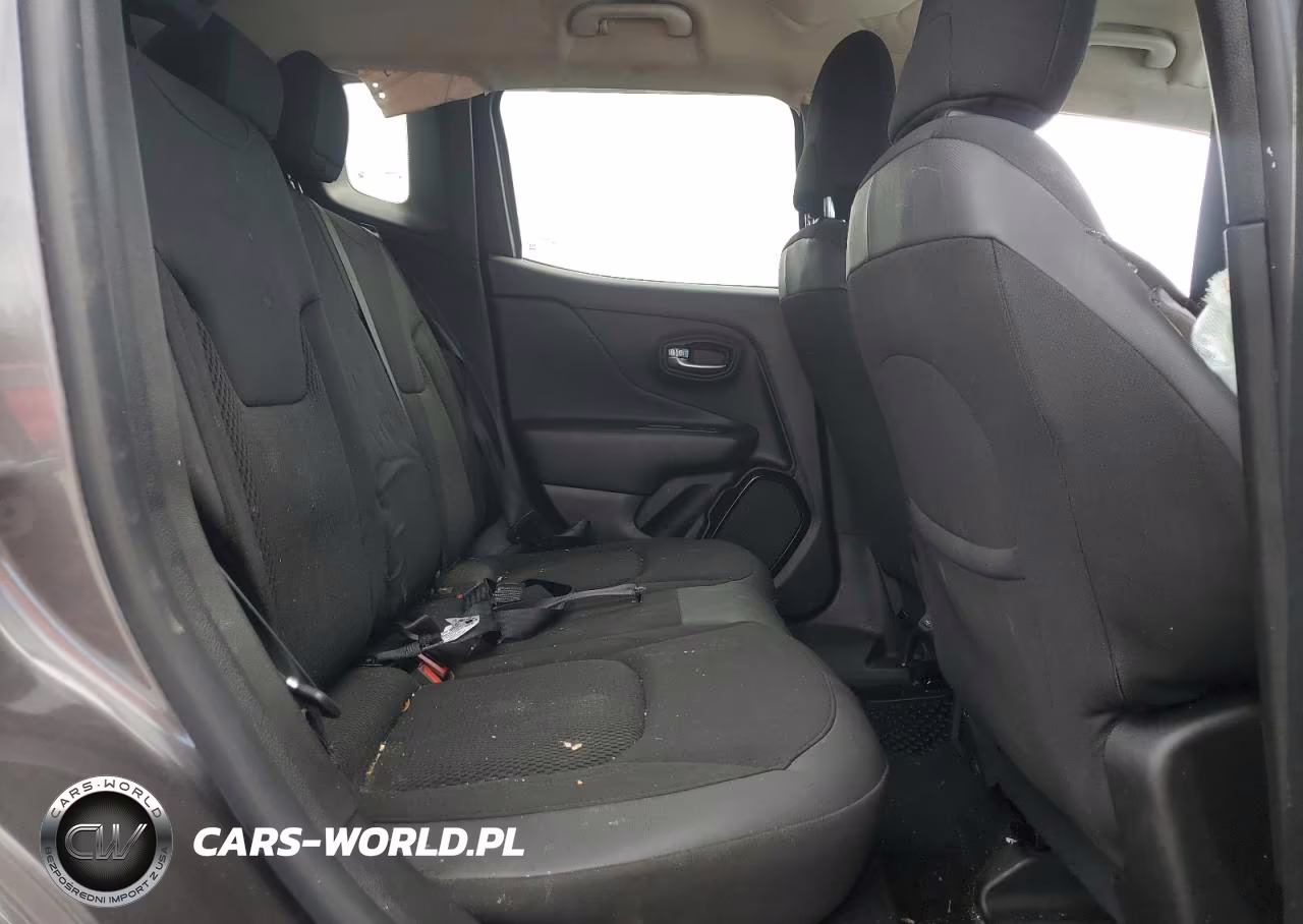 2018 Jeep Renegade Latitude VIN:ZACCJBBB0JPH12105 - 11