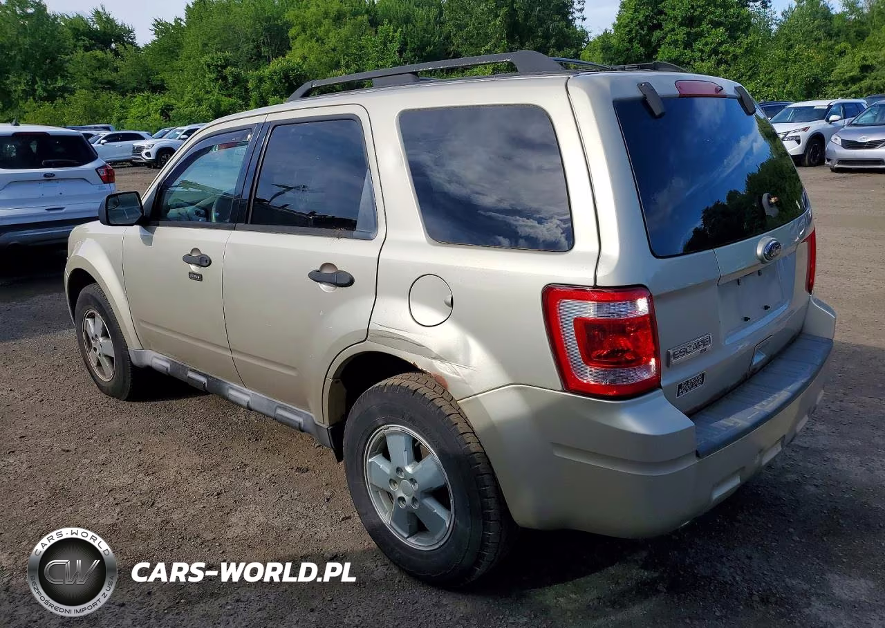 2011 Ford - Ford Escape VIN:1FMCU0D73BKA01008 - 2