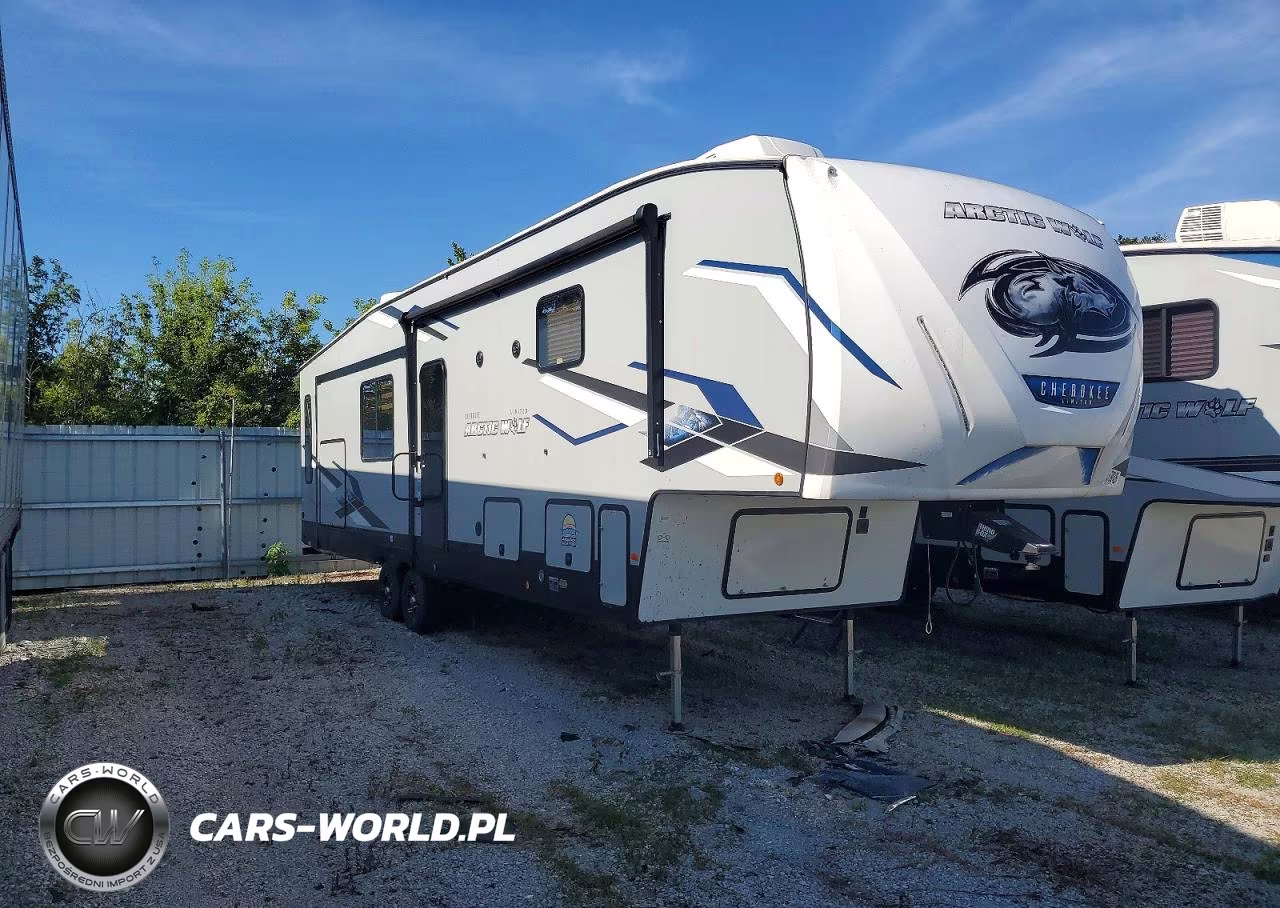 2023 Forest River Arctic Wolf Camper VIN:5ZT3CK1B6P0715888 - 1