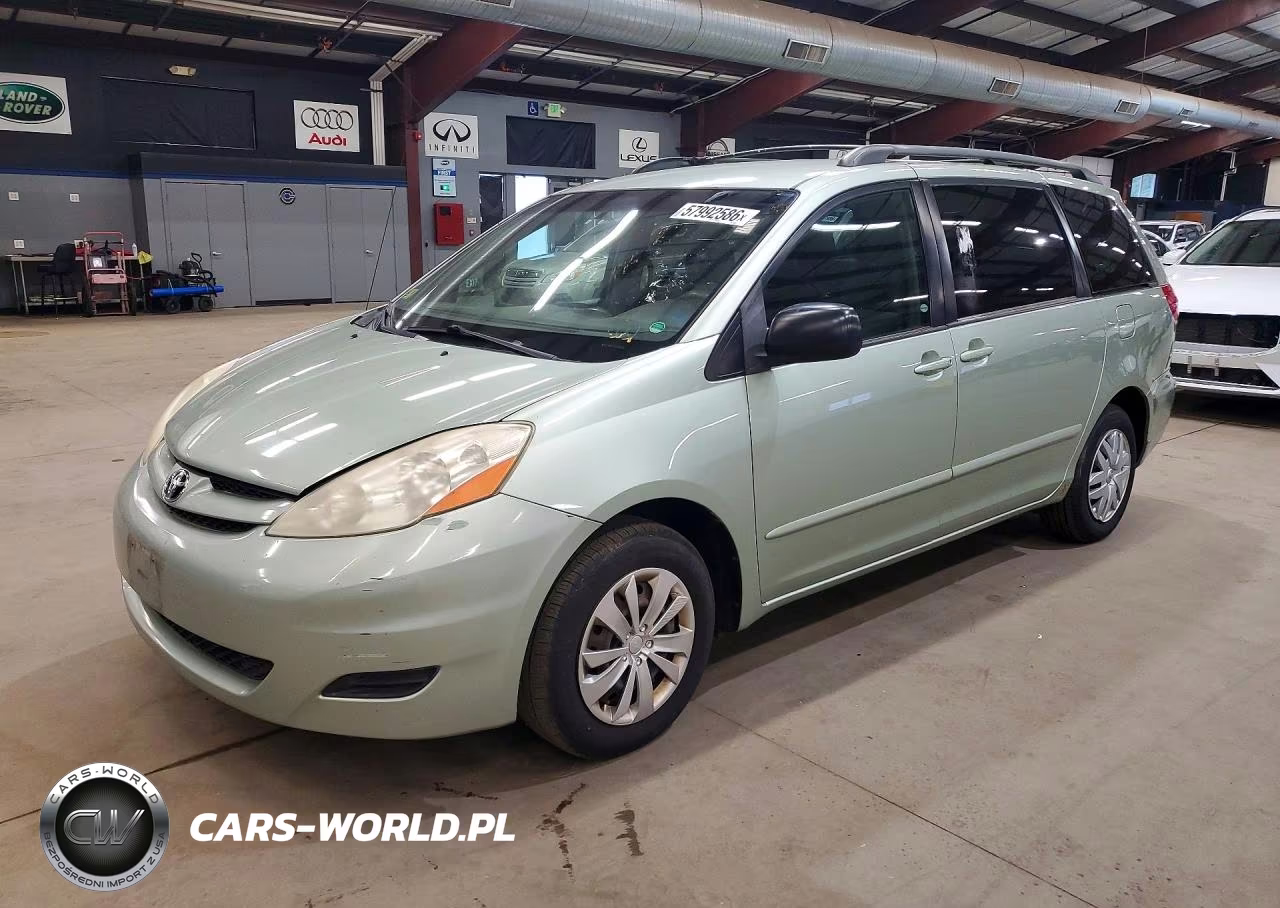 2006 Toyota Sieanna