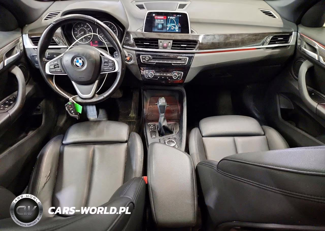 2018 BMW X1 xDrive28I VIN:WBXHT3C36J5K28366 - 8