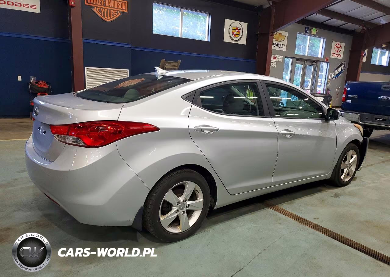 2013 Hyundai Elantra VIN:5NPDH4AE0DH401049 - 3