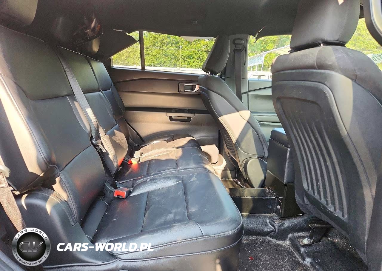 2020 Ford Explorer Police Interceptor VIN:1FM5K8AW0LGD00095 - 11
