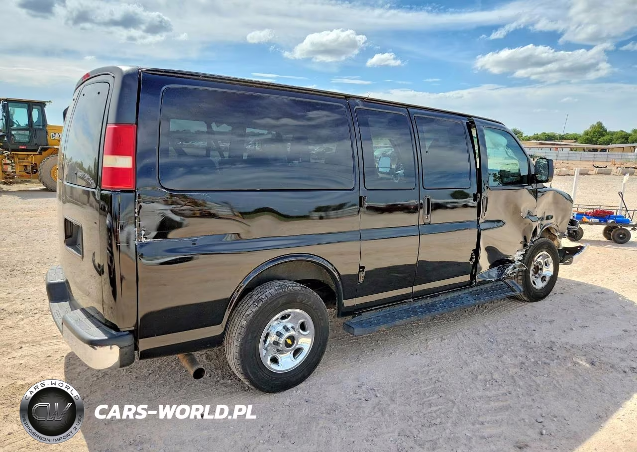 2015 Chevrolet Express G2500 Lt VIN:1GAWGRFF2F1213694 - 3