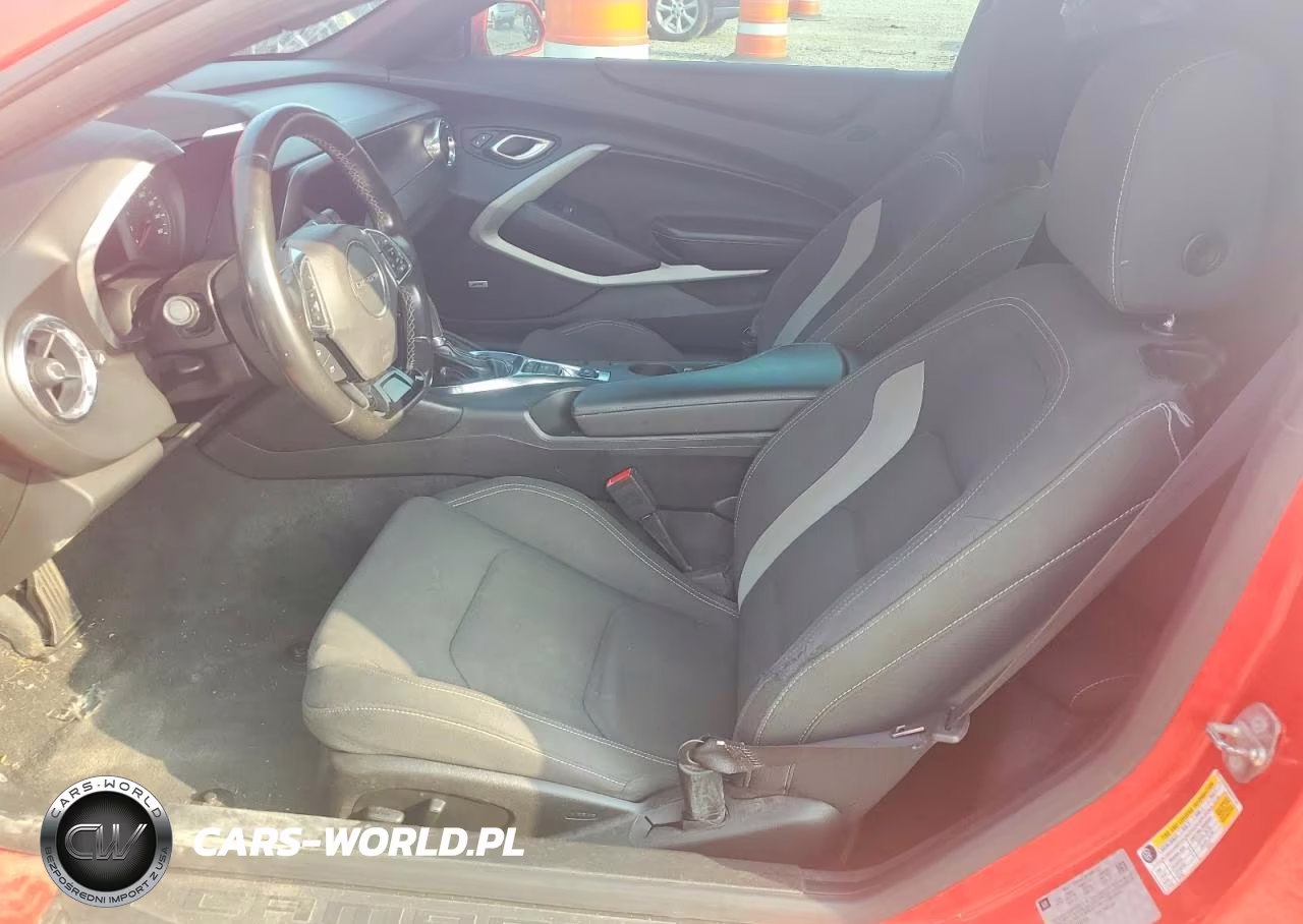 2018 Chevrolet Camaro Lt VIN:1G1FB1RS8J0147725 - 7