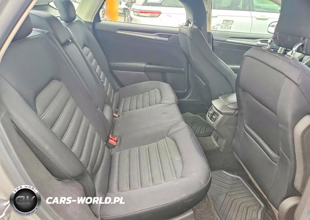 2015 Ford Fusion Se VIN:3FA6P0H7XFR160912 - 10