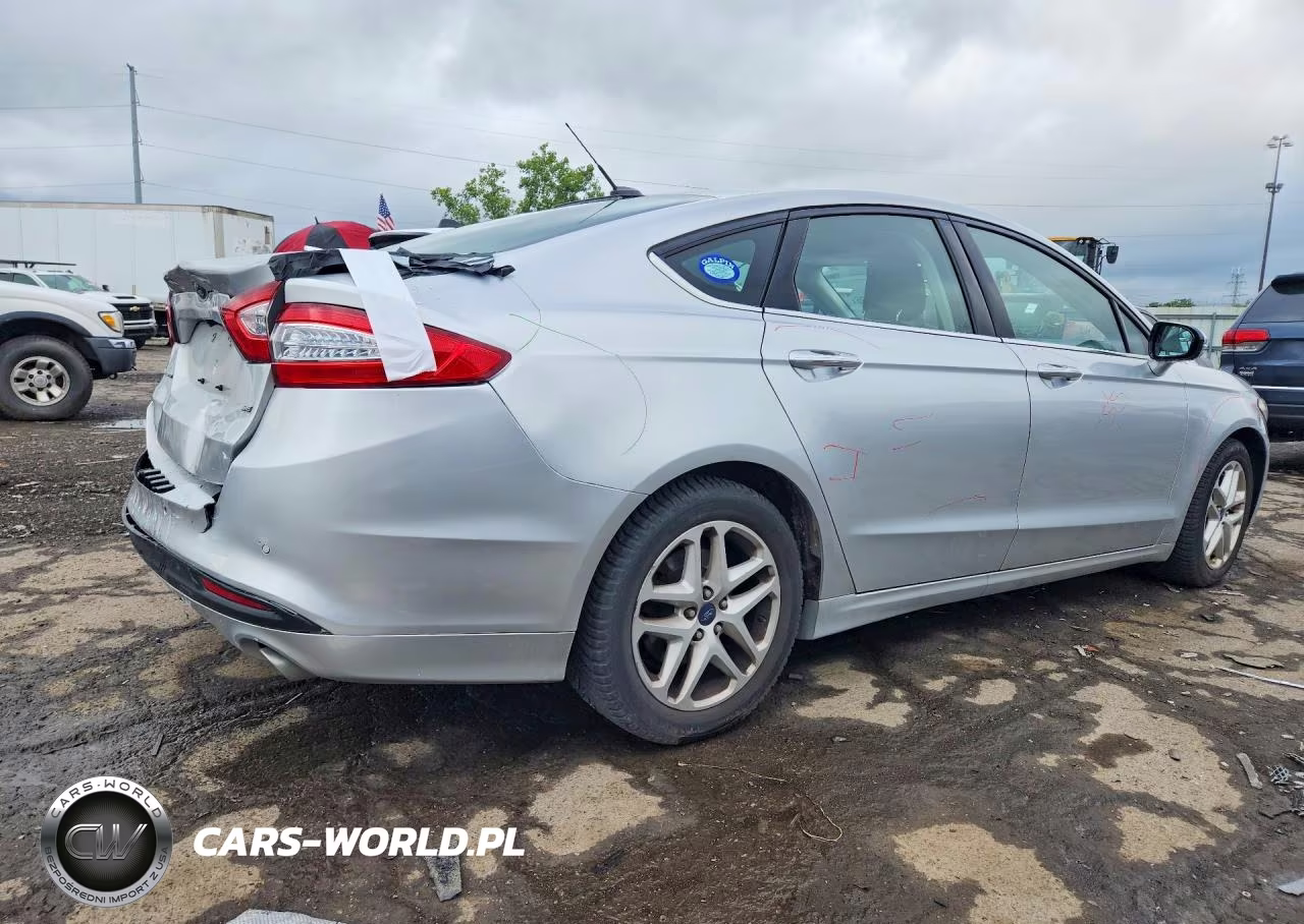 2015 Ford Fusion Se VIN:3FA6P0H7XFR160912 - 3