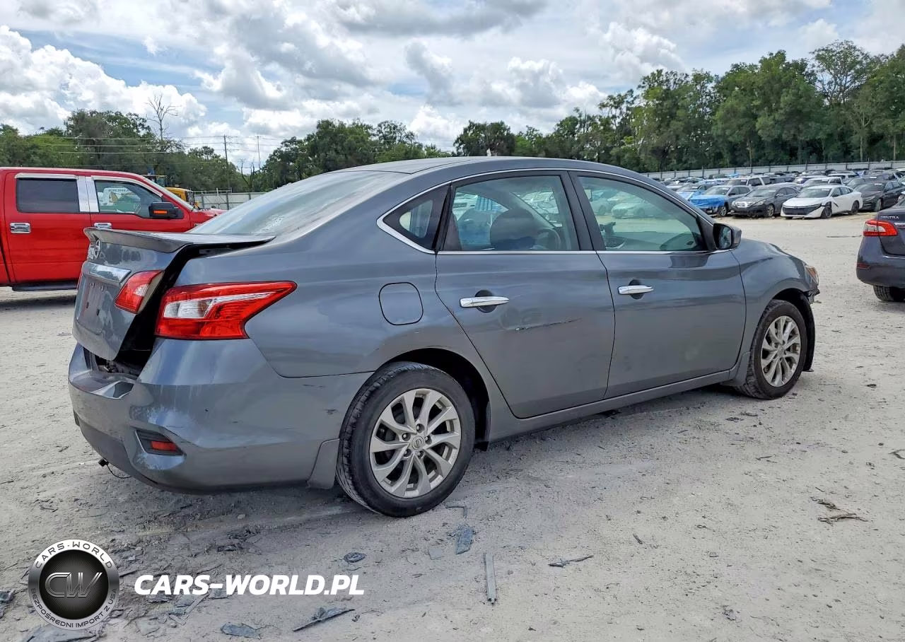 2017 Nissan Sentra S VIN:3N1AB7AP4HY406709 - 3