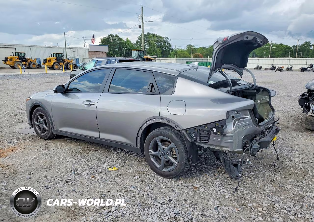 2025 Kia K4 Lxs VIN:3KPFT4DE4SE028618 - 2