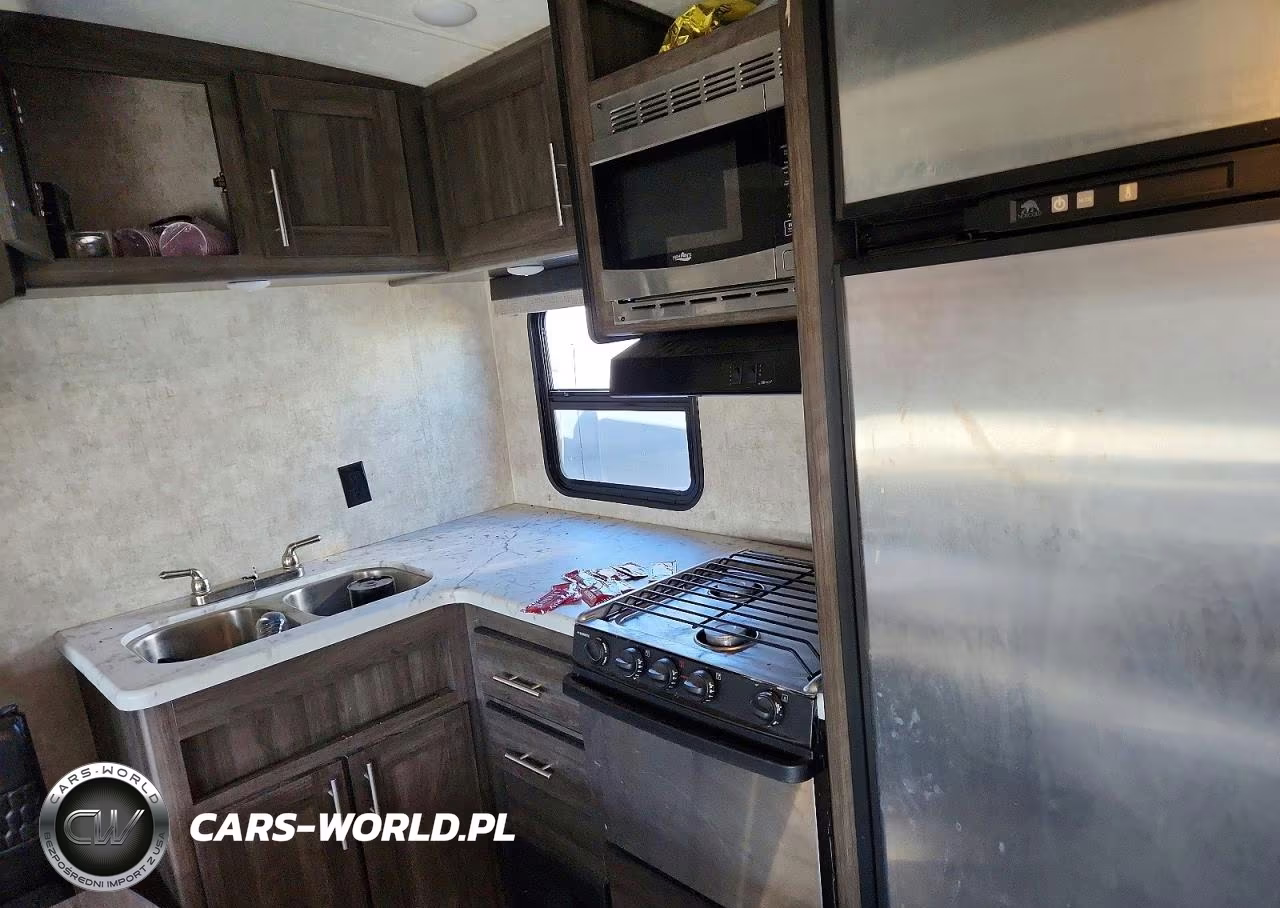 2018 Highland Ridge Open Range Camper VIN:58TBH0BPXJ3UG3573 - 9