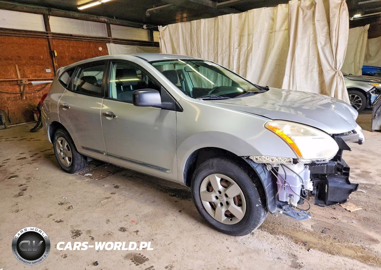 2013 Nissan Rogue S VIN:JN8AS5MV5DW641623 - 4