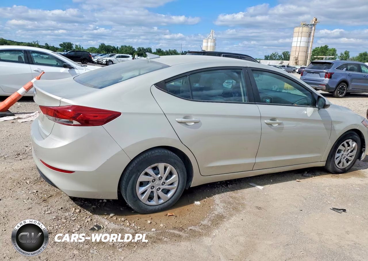 2017 Hyundai Elantra Se VIN:5NPD74LF6HH201937 - 3