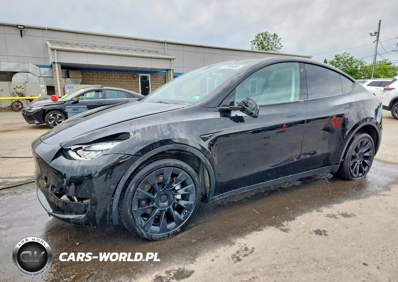 2022 Tesla Model Y – zdjęcie 1 z 13
