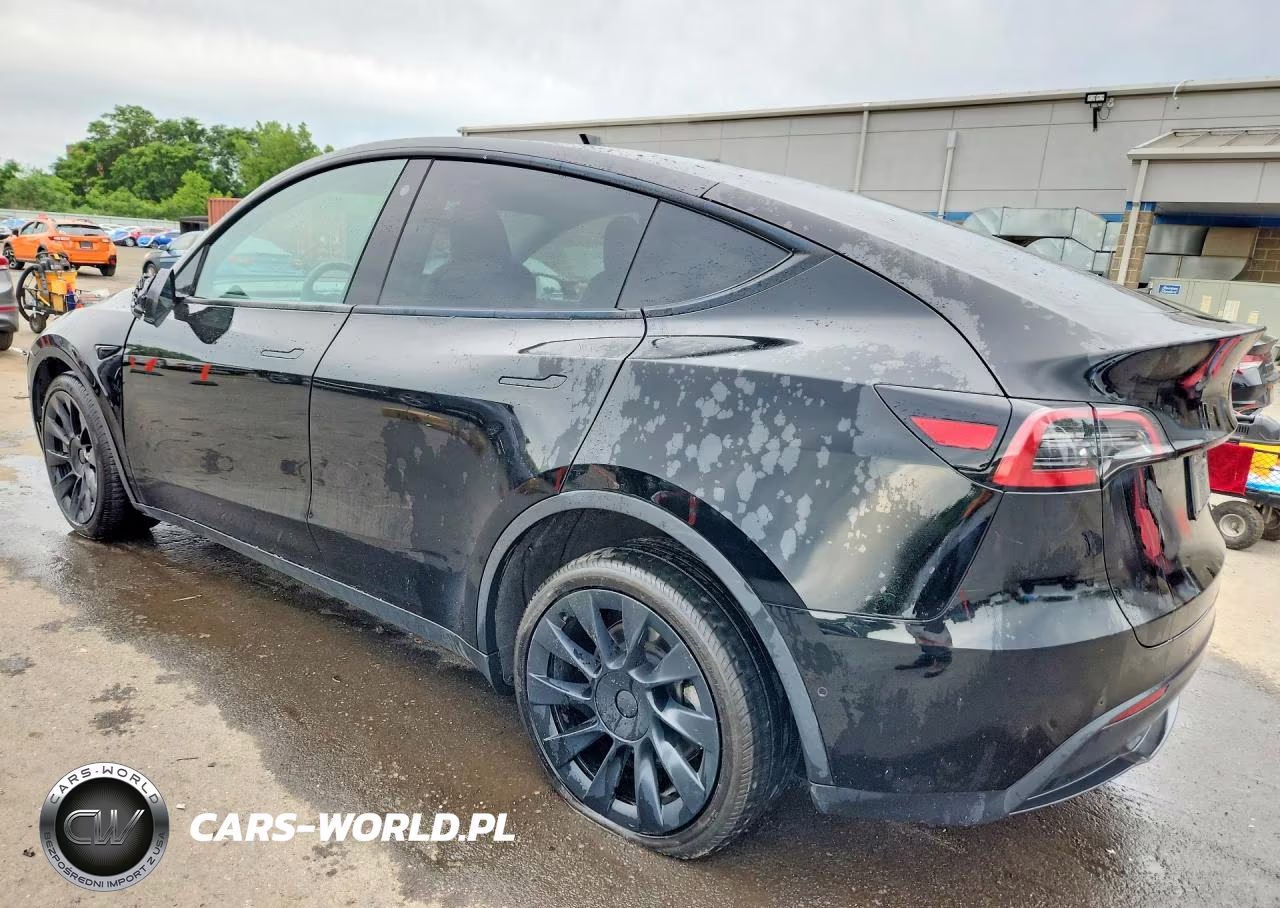 2022 Tesla Model Y VIN:7SAYGDEE4NA017306 - 2