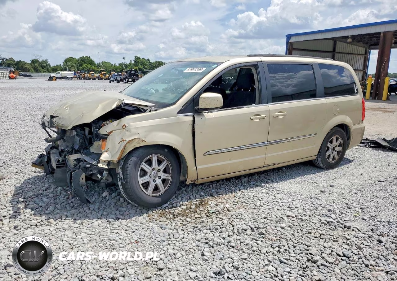2011 Chrysler Town & Country Touring