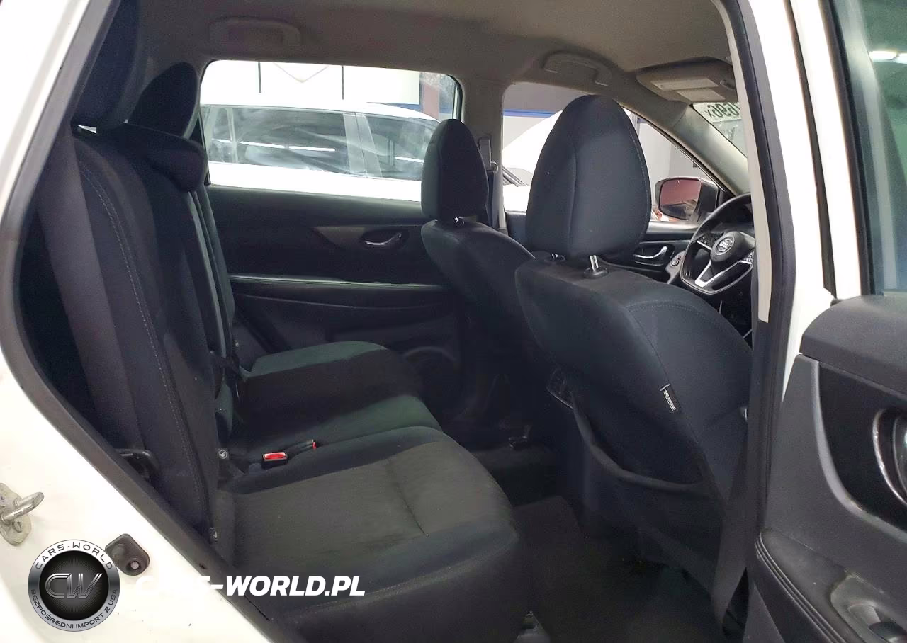 2017 Nissan Rogue S VIN:5N1AT2MV8HC847643 - 11