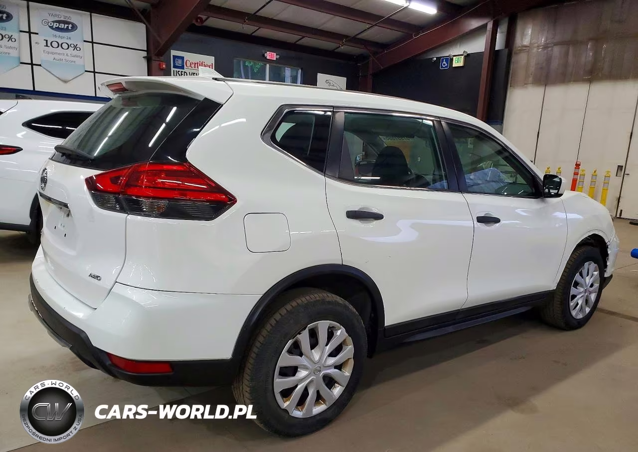 2017 Nissan Rogue S VIN:5N1AT2MV8HC847643 - 3