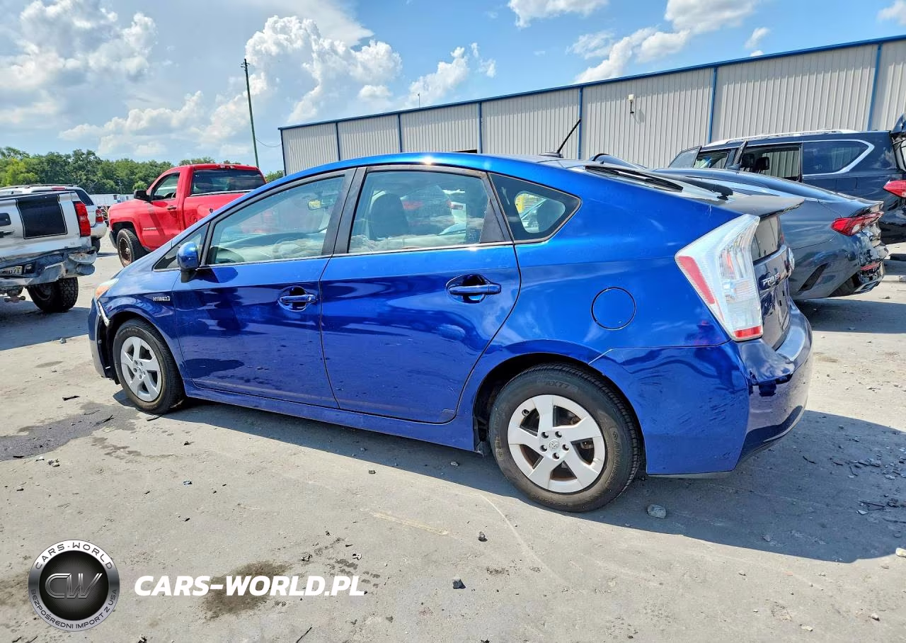 2011 Toyota Prius Two VIN:JTDKN3DUXB0319742 - 2