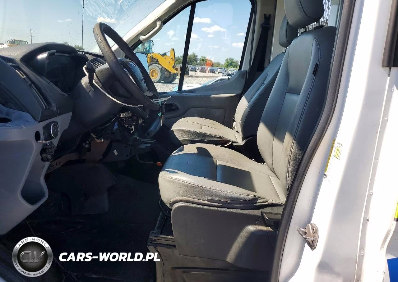 2019 Ford Transit T-250 VIN:1FTYR2CM8KKA30261 - 7