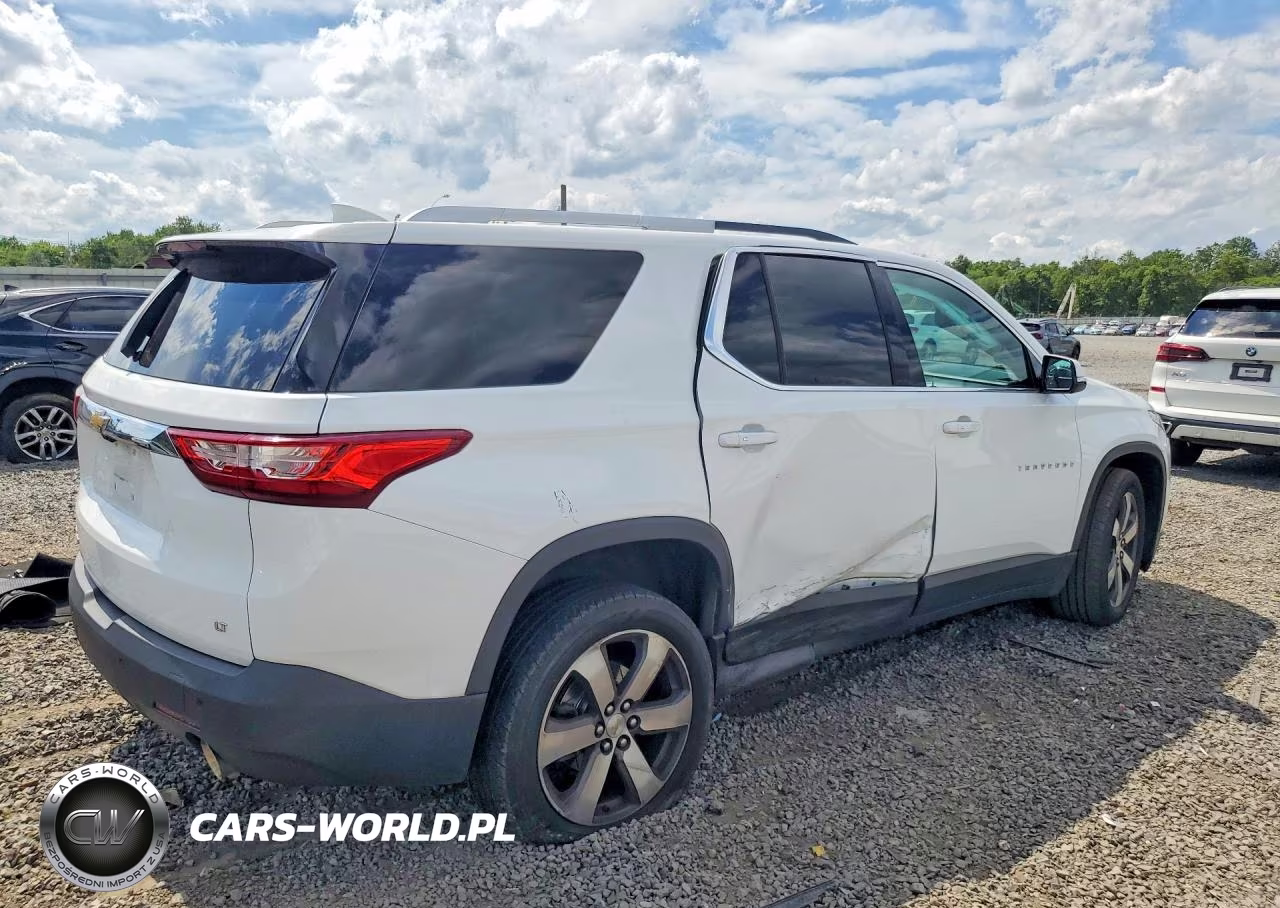 2018 Chevrolet Traverse Lt VIN:1GNEVHKW7JJ129556 - 3