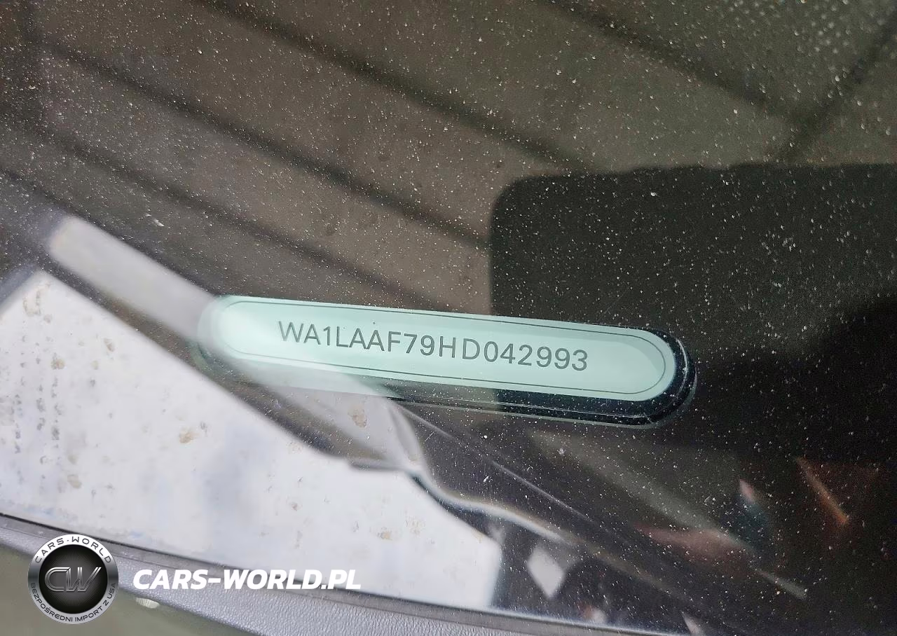 2017 Audi Q7 Premium Plus VIN:WA1LAAF79HD042993 - 13